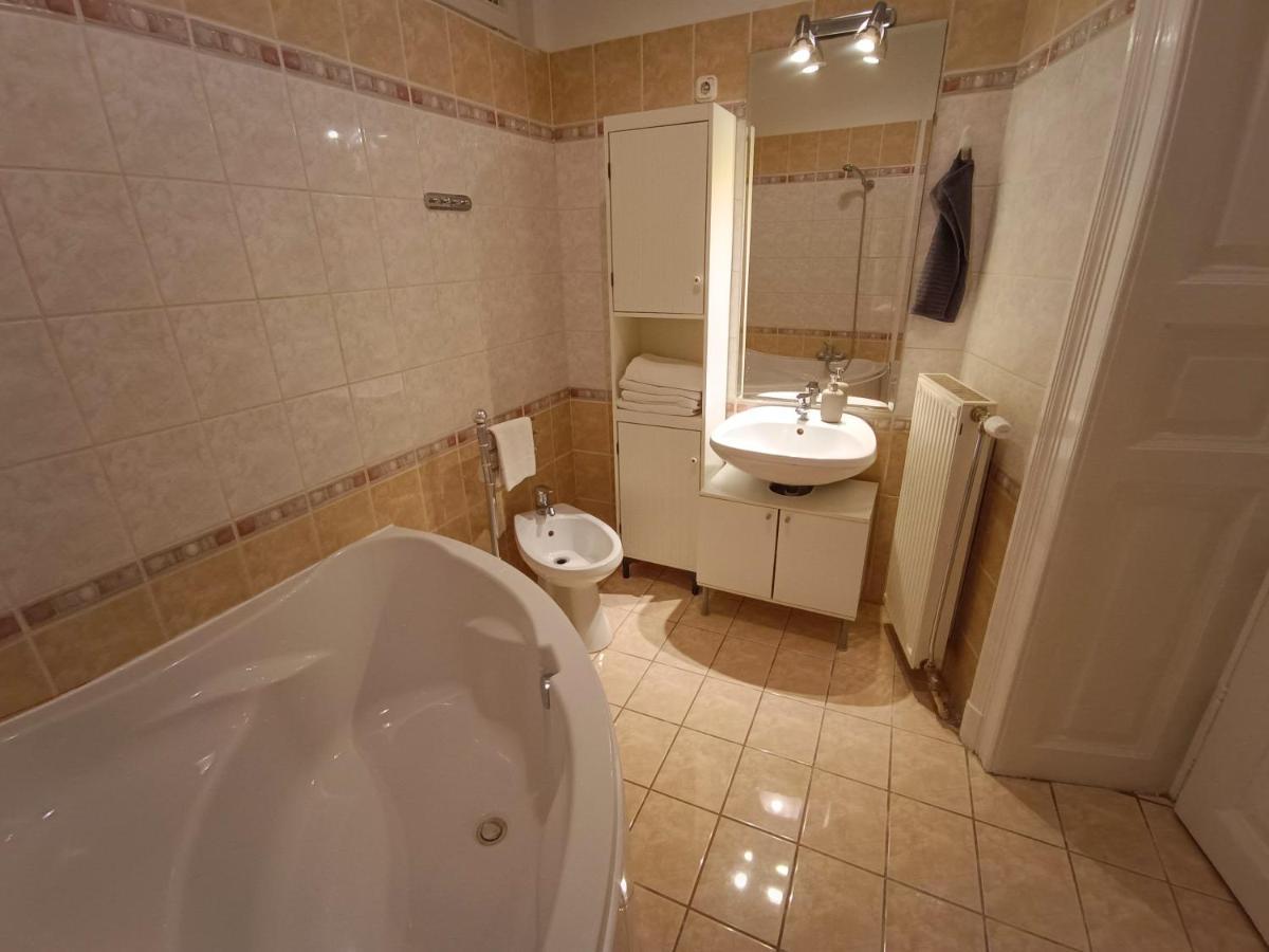 בודפשט R171 Elitehost Raday Apartment מראה חיצוני תמונה